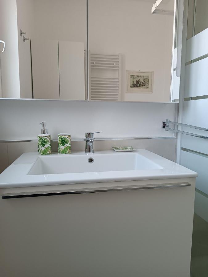 Appartamento Per 4, Metro B Monti Tiburtini, Ac, Wi-Fi Roma Ngoại thất bức ảnh